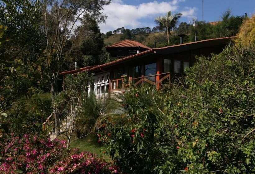 ホテル Pousada Solar D Araucaria