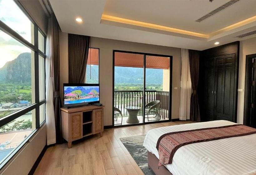 هتل Amari Vang Vieng