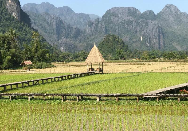 هتل Amari Vang Vieng