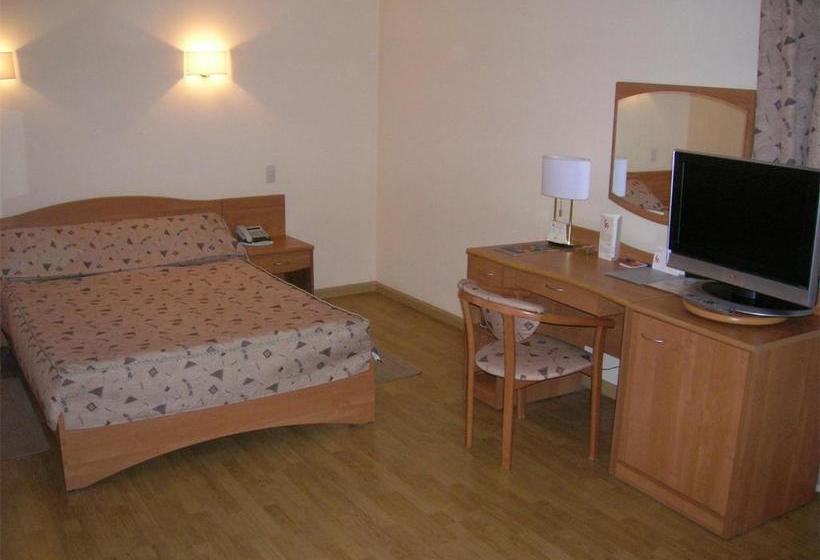 فندق Cava Di Pietra