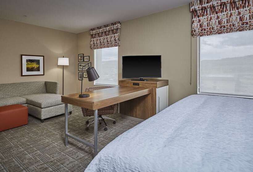 酒店 Hampton Inn & Suites Roseburg