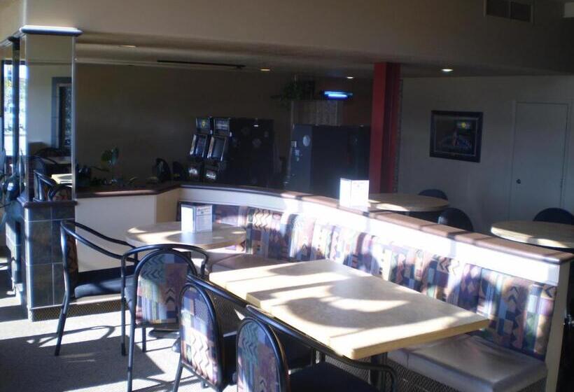 בית מלון כפרי Keystone Motor Inn