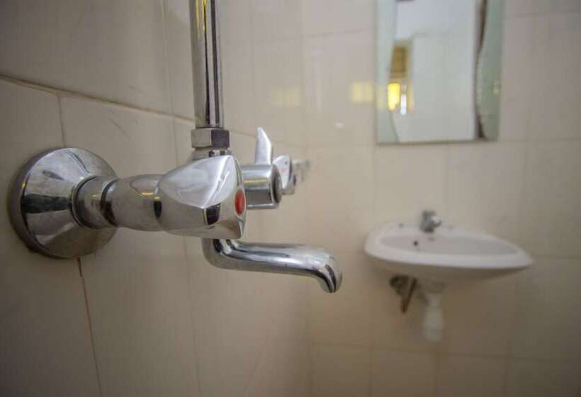 هتل Tropical Savannah Guesthouse