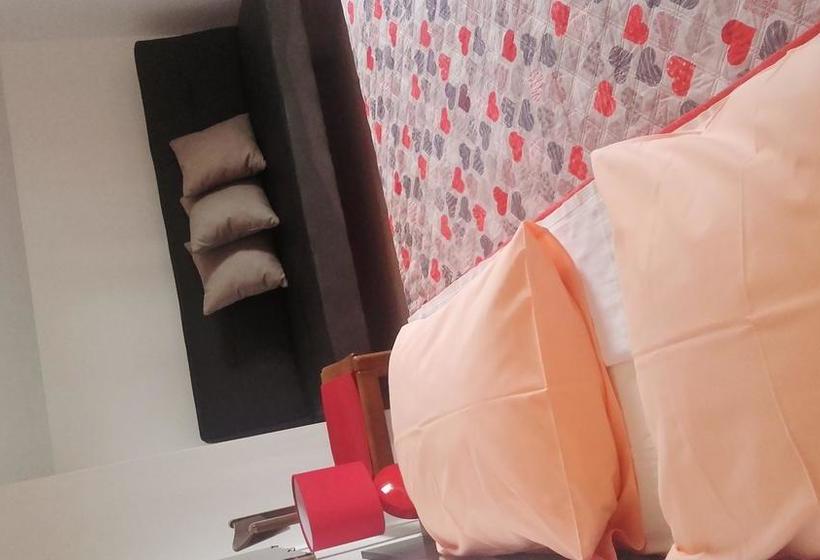 پانسیون Guesthouse Cecilia 2