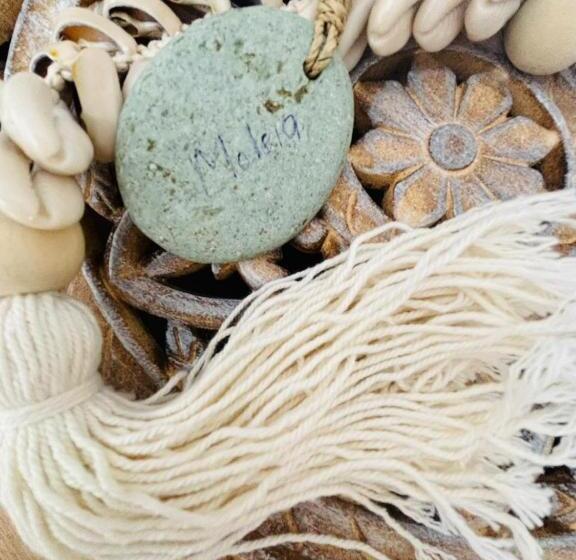 هتل Bliss In The Bay Guesthouse