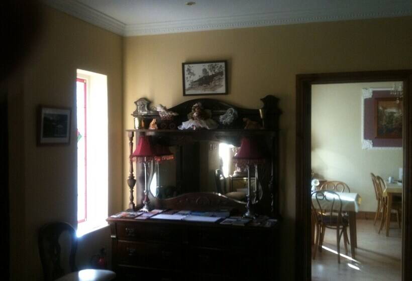 ホテル Deerpark Manor Bed & Breakfast