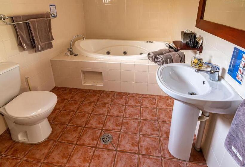 Отель Great Escape Lofts