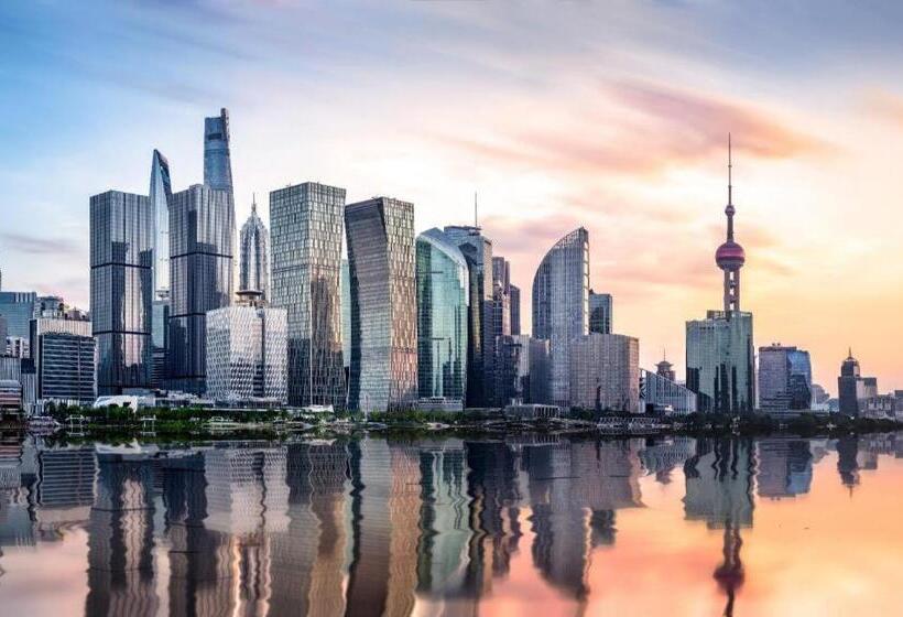 Ji Hotel Shanghai South Yanggao Road Metro Station