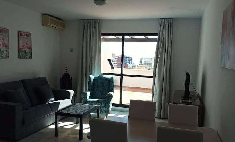 هتل Pueblo Evita Hill