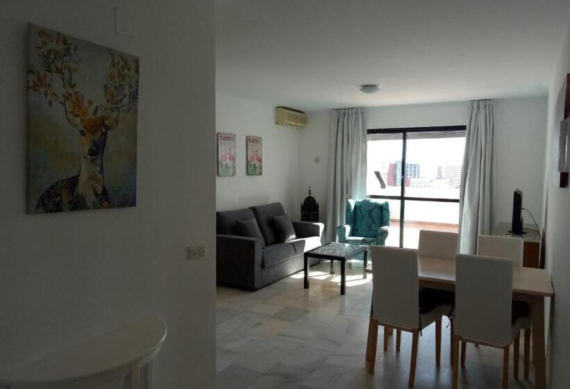 هتل Pueblo Evita Hill