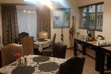 هتل Sekelbos Guesthouse