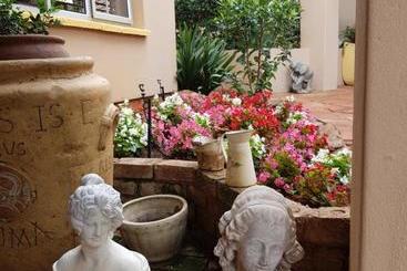 هتل Sekelbos Guesthouse