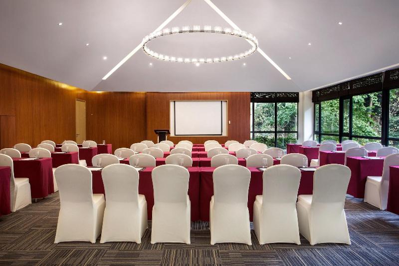فندق Aloft Chengdu Shixiang Lake