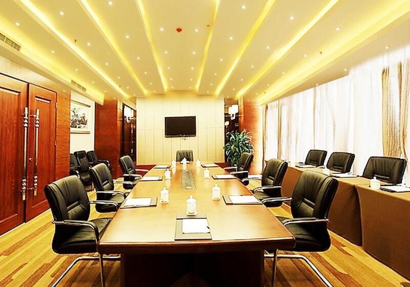 בית מלון כפרי Greentree Inn Shandong Qingdao Development District Sdust Express