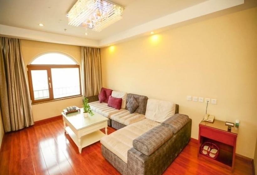 ホテル Greentree Inn Shandong Qingdao Wuyishan Road Jiashike Shopping Center Business