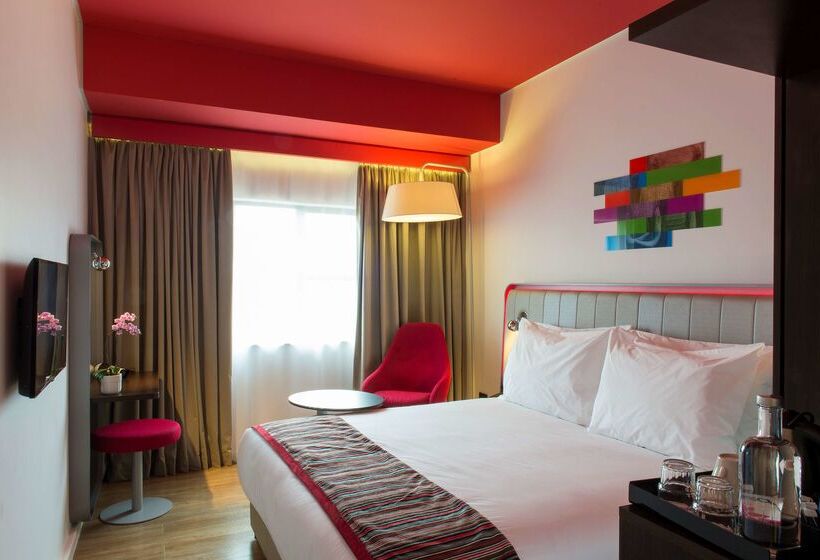 בית מלון כפרי Park Inn By Radisson Polokwane