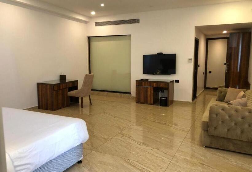 هتل Park Regis Goa