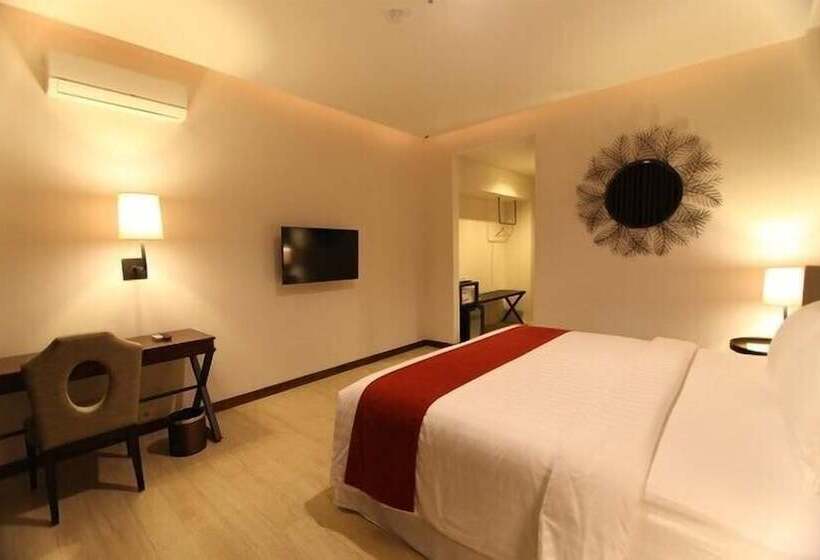 هتل Royal Padjadjaran