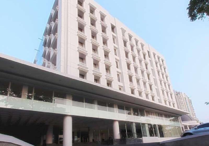 هتل Royal Padjadjaran