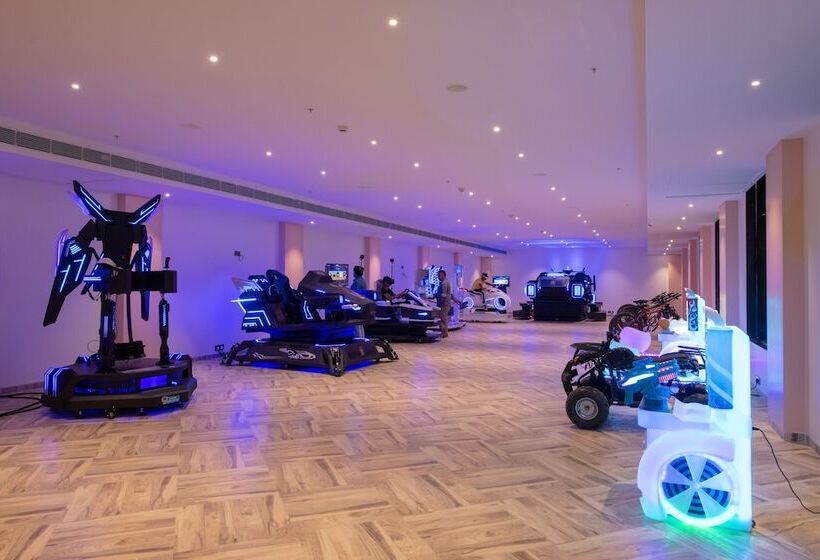 酒店 Saya Grand Club & Spa Resort