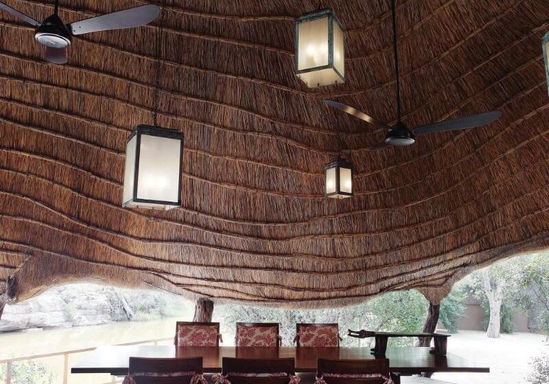 فندق Zulu Camp At Shambala Private Game Reserve