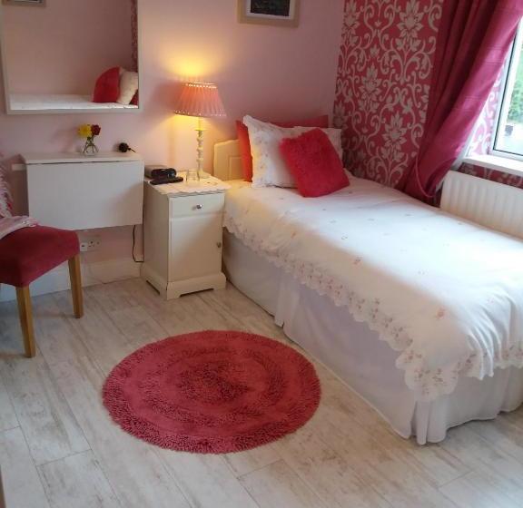 צימר Lettermore Country Home