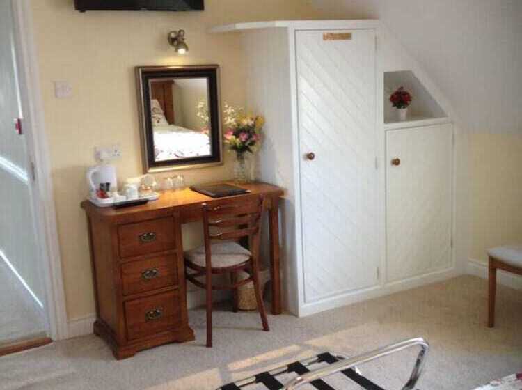 Channel View Bed & Breakfast