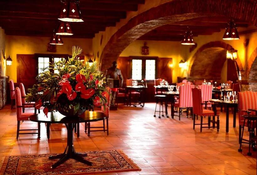 בית מלון כפרי Pestana Madeira Beach Club