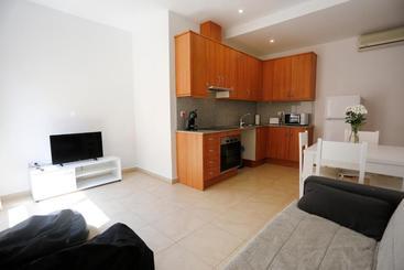 هتل Residencial Claudia