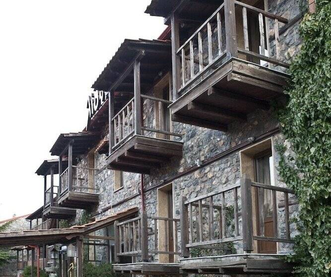 Lithos Hotel & Spa