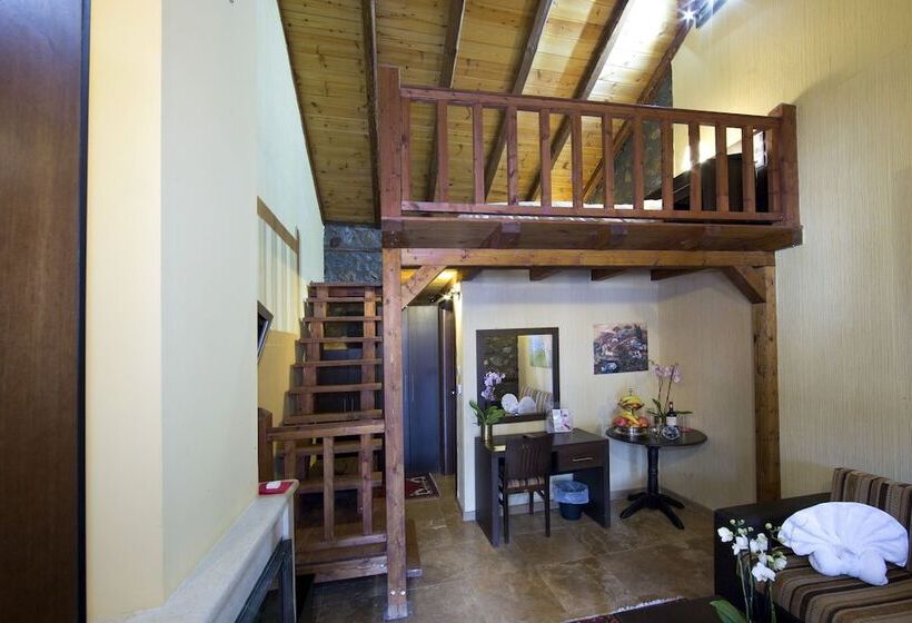 Lithos Hotel & Spa