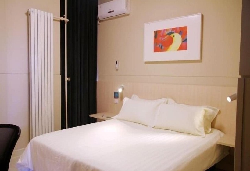 Отель Jinjiang Inn Beijing Fengtai East Street Subway Station