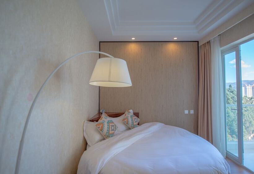 هتل Skylini Seaview Holiday Inn Dali