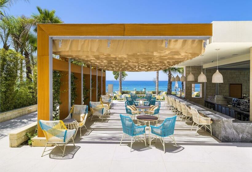Amavi, Madefortwo Hotels   Paphos