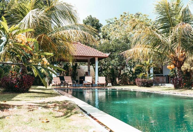 هتل Bali Mynah Villas Resort