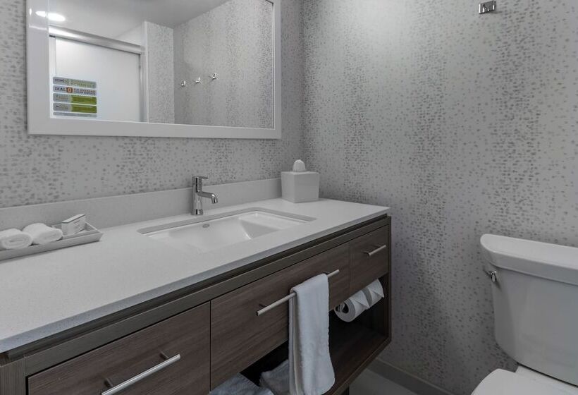 فندق Home2 Suites By Hilton Kingman