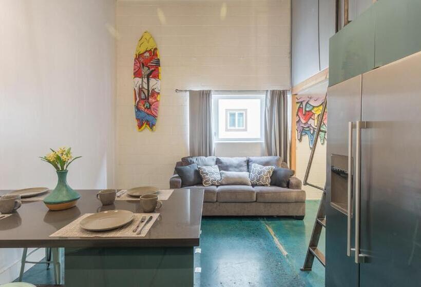 בית מלון כפרי House Of Trestles   Hostel