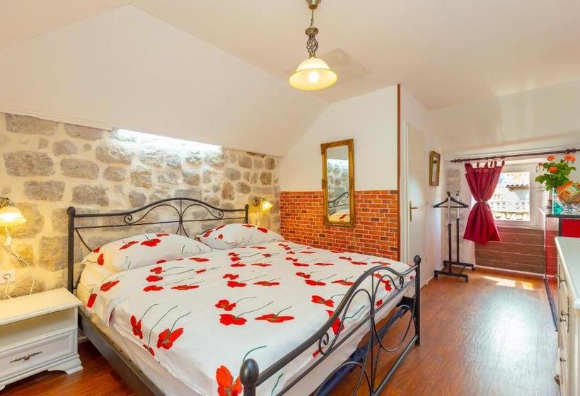 فندق Juliette's Palace Studios