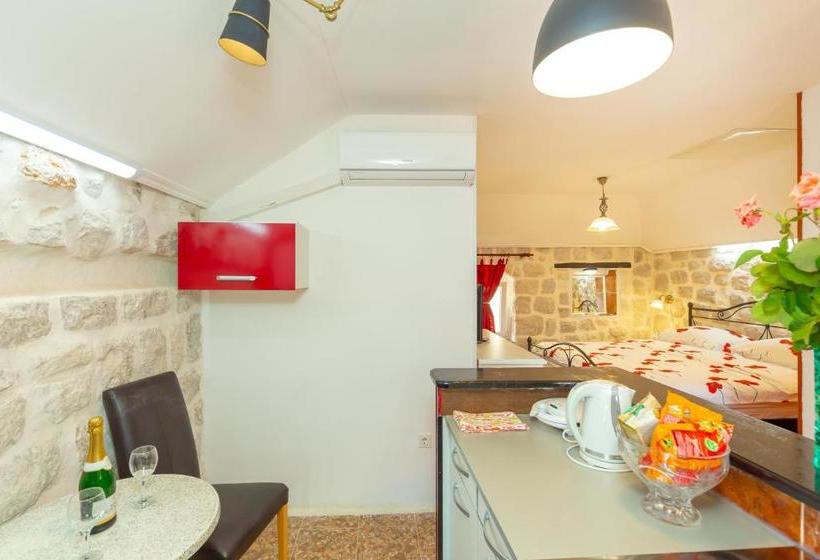 فندق Juliette's Palace Studios