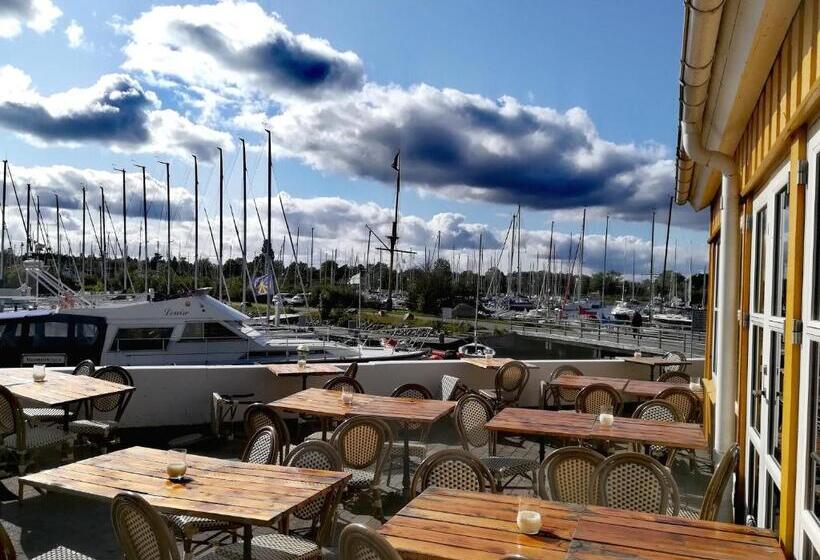 هتل Kaløvig Bade