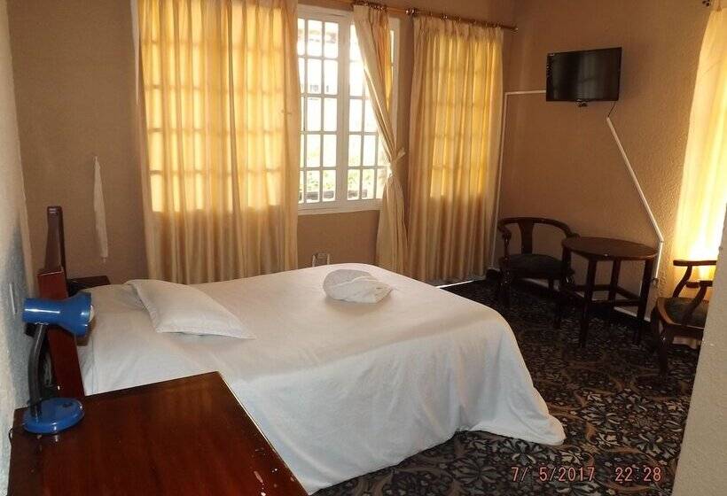 هتل Plaza Internacional