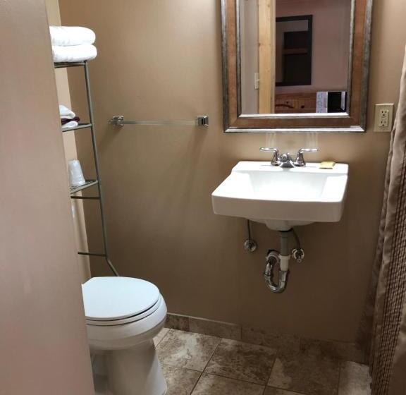 فندق Red Lodge Inn