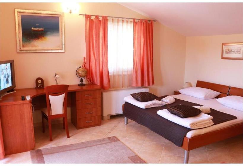 فندق Villa Marica Primosten