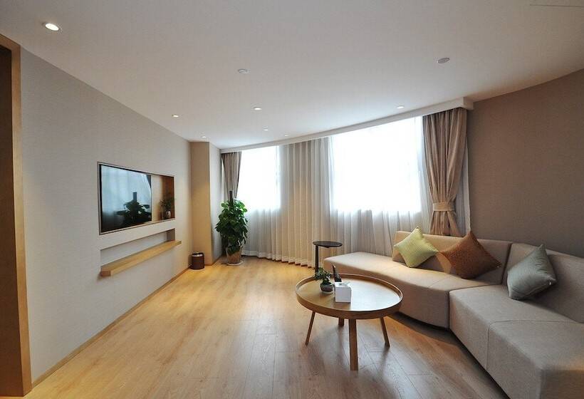 The Hotel V Nanjing Confucius Temple