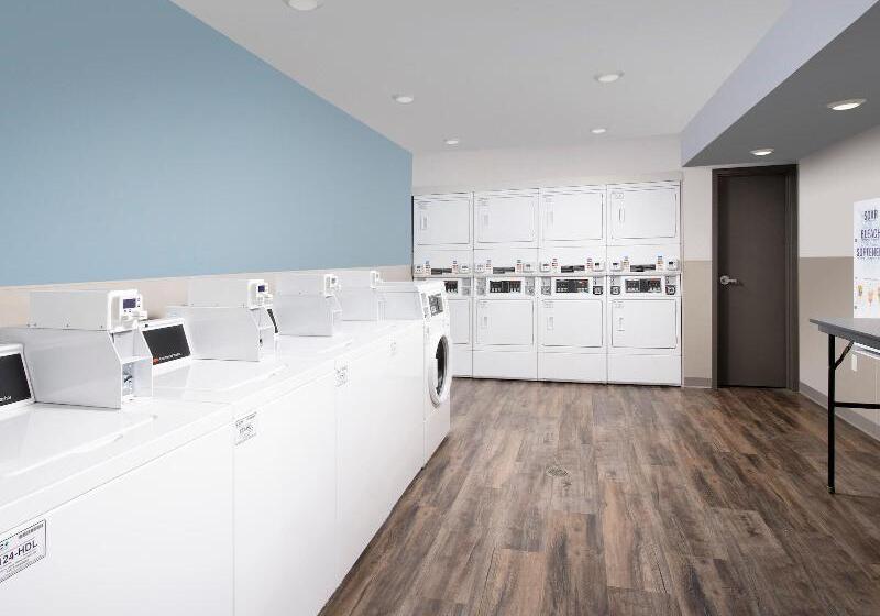 בית מלון כפרי Extended Stay America Select Suites   Deerfield Beach