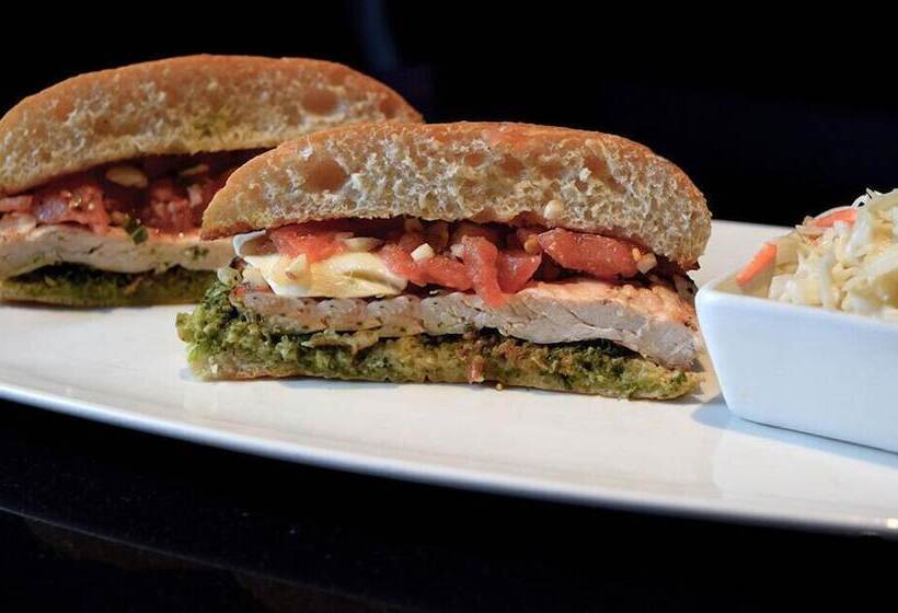 هتل Rhythm City Casino & Resort