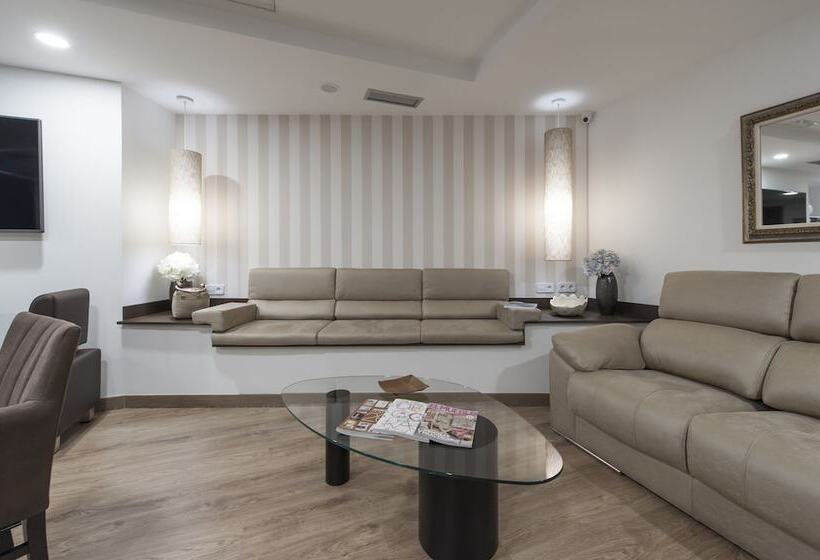 هتل Suite Home Sardinero