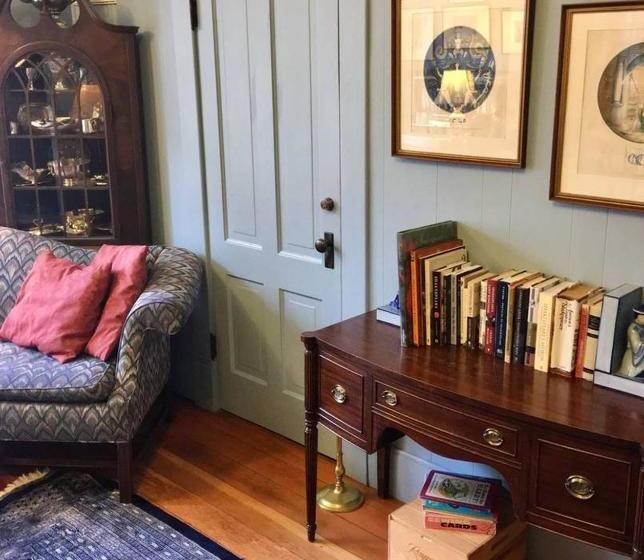 فندق Anne Hathaway House