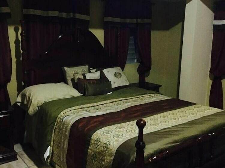 فندق Auber Cayes Guest House