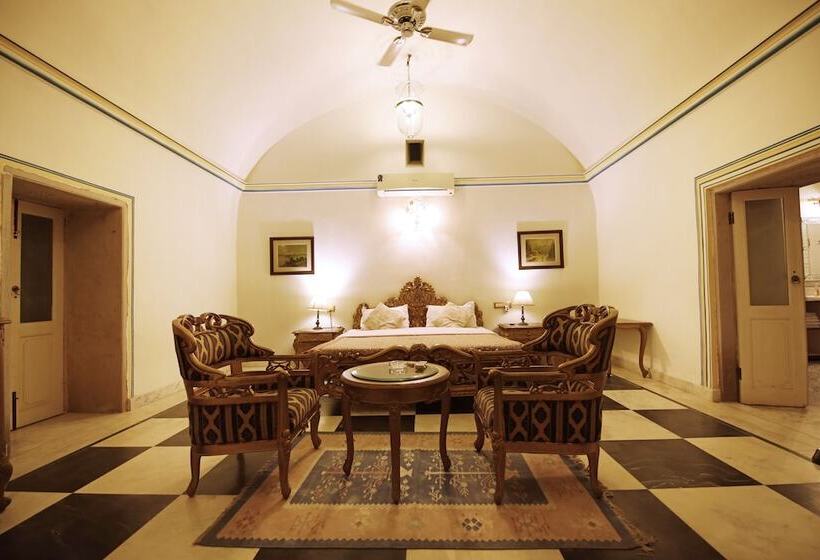 فندق Castle Kanota